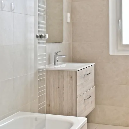 Luxurious Flat Next Paris -